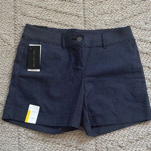 ✨The Limited Women's High Waist Blue and White Shorts Size 8